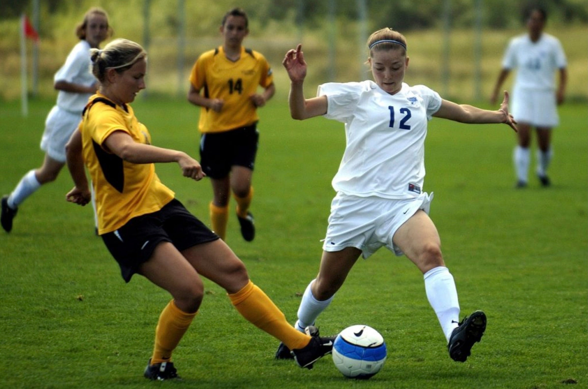 How NECK X® Neck Strengthening Device Can Reduce Concussions in Women Soccer Players