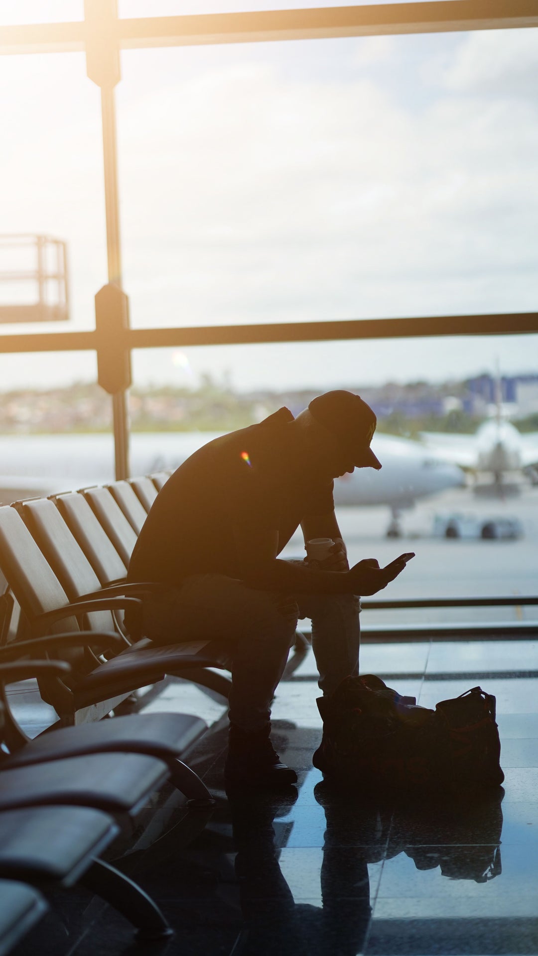 Long Drive or Long Flight Home? Why Your Neck Hurts After Holiday Travel